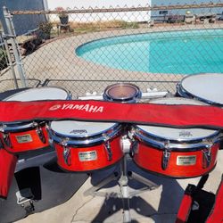 Yamaha Marching Drums Set