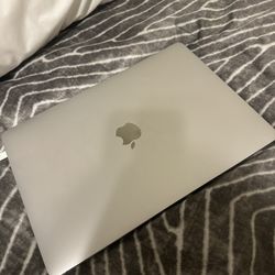 MacBook Pro 13in 2019