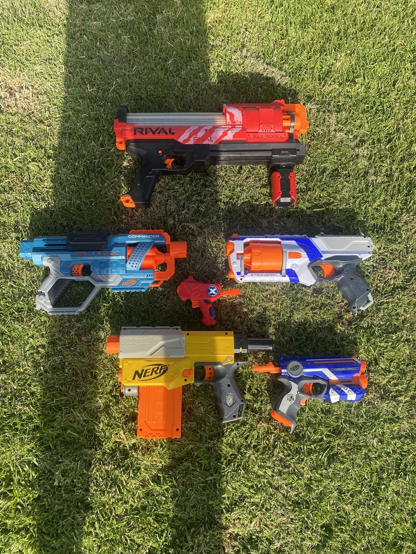 Nerf Gun Bundle (Send offers)