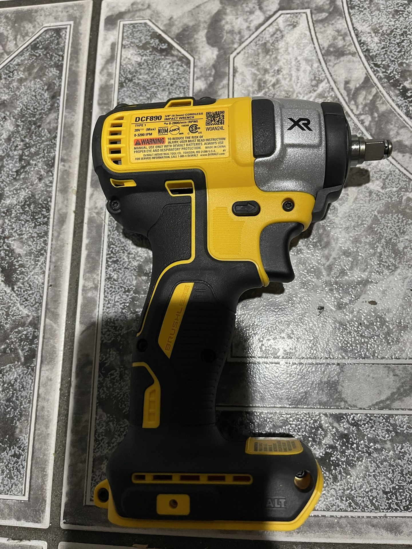 Dewalt 20v 3/8 Impact Wrench