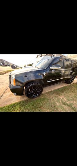 2011 Cadillac Escalade