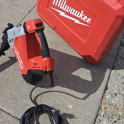 Taladro Milwoke Hammer Electric