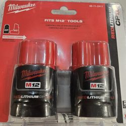 Milwaukee M12 Set Of Two 1.5 Ah  Batteries 