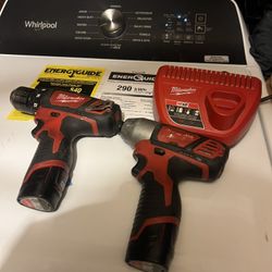 I’m selling Milwaukee 12v impact and drill  in good working condition asking $100