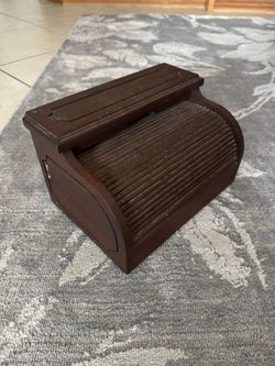 Super Cool Vintage Roll top Desk Phone