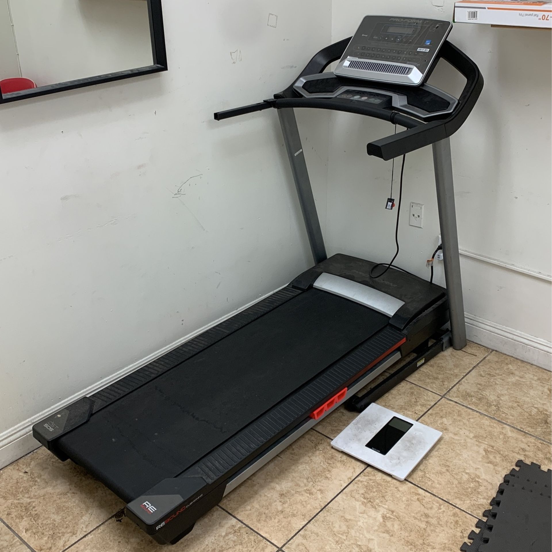 Proform treadmill for sale sale