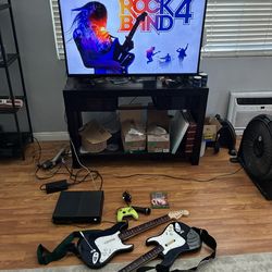 Rock Band 4 Xbox one Series, 2 Fender Guitars, Microphone, Xbox One Console, Rockband 4 Game, Tested Restored