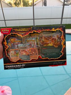 Pokémon Charizard ex Special Collection Box