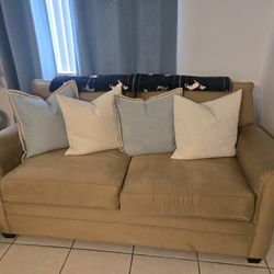 2 Piece Living Room Set With Cushions 