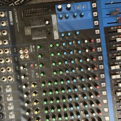 Yamaha mg16xu mixer