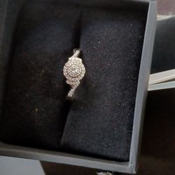 White Gold Diamond Ring 