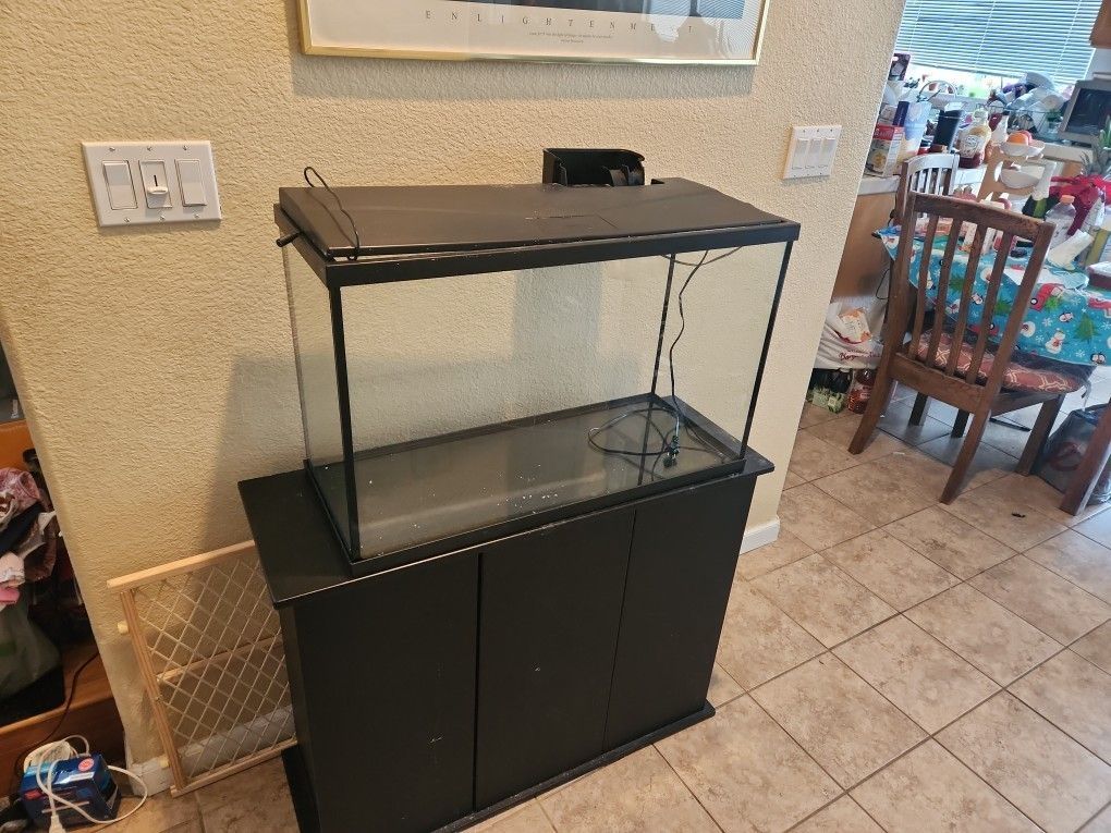 Fish Tank With Stand And Top With Light
