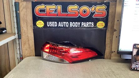 20 22 Toyota Corolla RH Tail Light OEM.