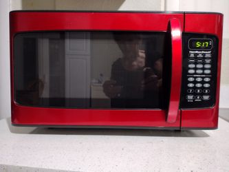 Hamilton Beach Red Countertop Microwave