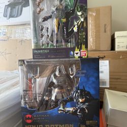 SH FIGUARTS BATMAN & JOKER SET