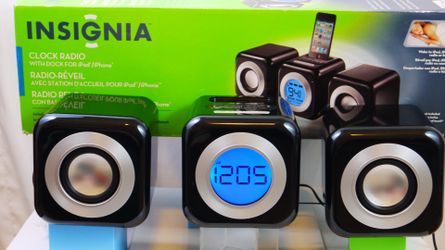 Insignia Radio for iPHONE/iPOD! Wake to iPHONE Radio or Buzzer!