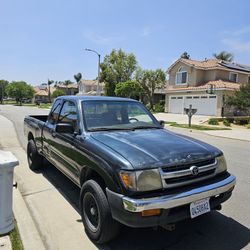 199 TOYOTA Tacoma 2wd 4cylinder Xtracab Pickup 