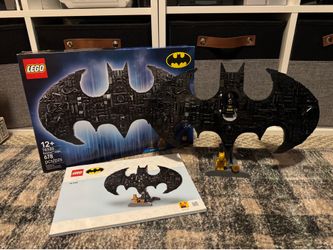 Lego Batman Logo (76330) complete in box