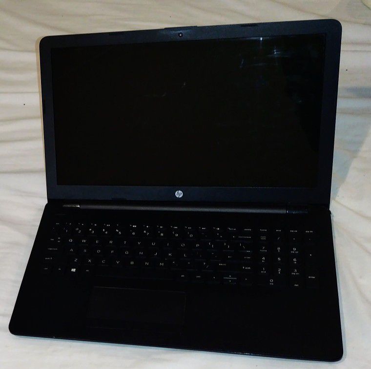 HP Notebook RTL8723DE 15.6" Screen Laptop