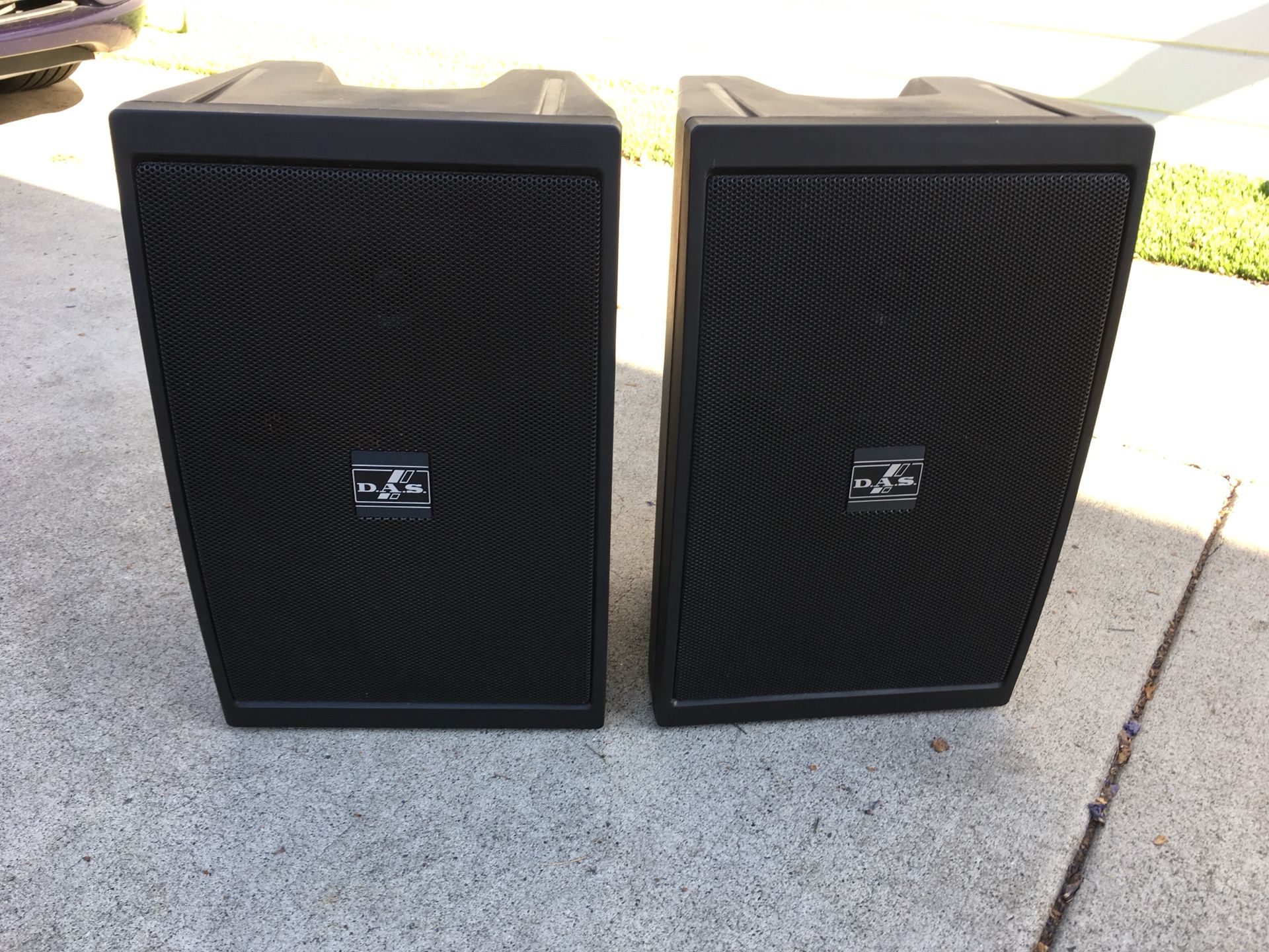 DAS Factor 8 Professional 2-Way Full Range Monitor/Speakers