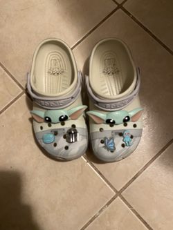 Yoda Crocs