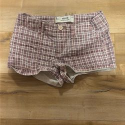 Low-rise shortie shorts 