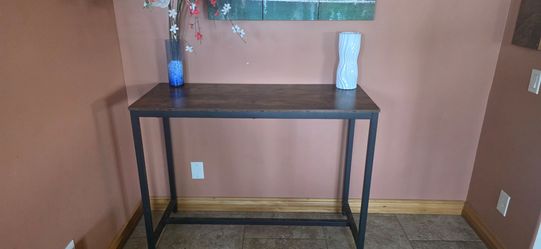 Bar Table