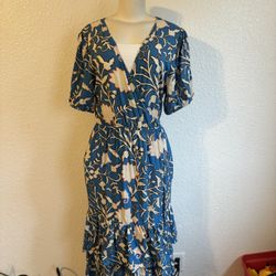 Women’s Large Dress 