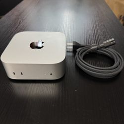 APPLE MAC MINI M4: 10‑CORE CPU & 10‑CORE GPU: 16GB RAM, 256GB SSD - “LIKE NEW”
