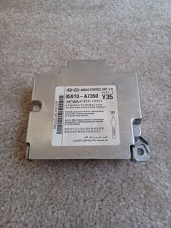 Kia Forte 2014 Module (please Match Part #)
