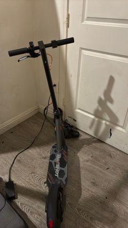 Max shot E scooter