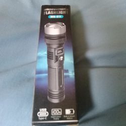 Multifunctional Flashlight 