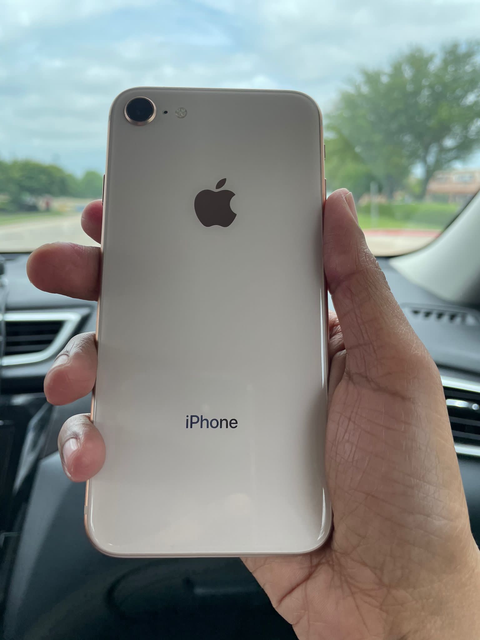 iPhone XR Unlocked