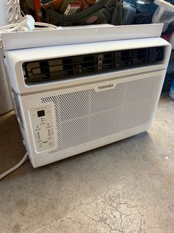 Toshiba 6,000 BTU Window Air Conditioner – Works Great