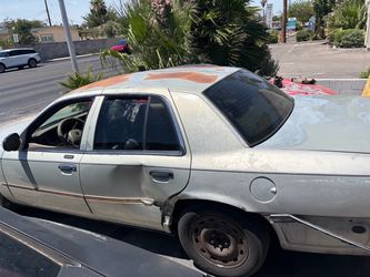 2004 Mercury Grand Marquis