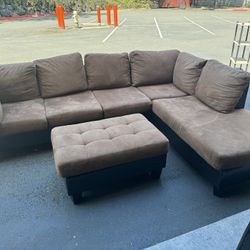 Sectional Couch Sofa (Free Delivery)🚚 
