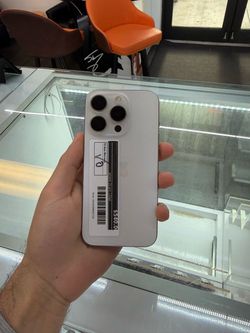 iPhone 15 Pro 128GB (Unlocked)