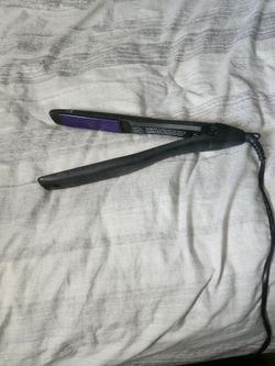 Hot Tools flat iron