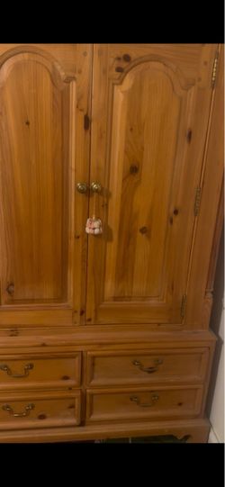 Dresser