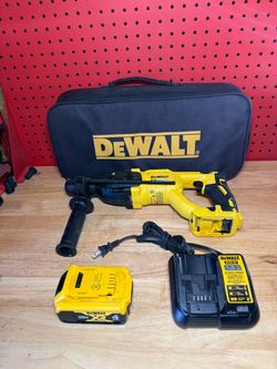 Dewalt sds hammer drill kit
