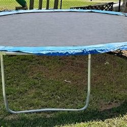 Trampoline 