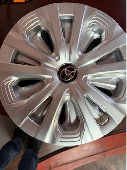 Toyota Prius hub caps