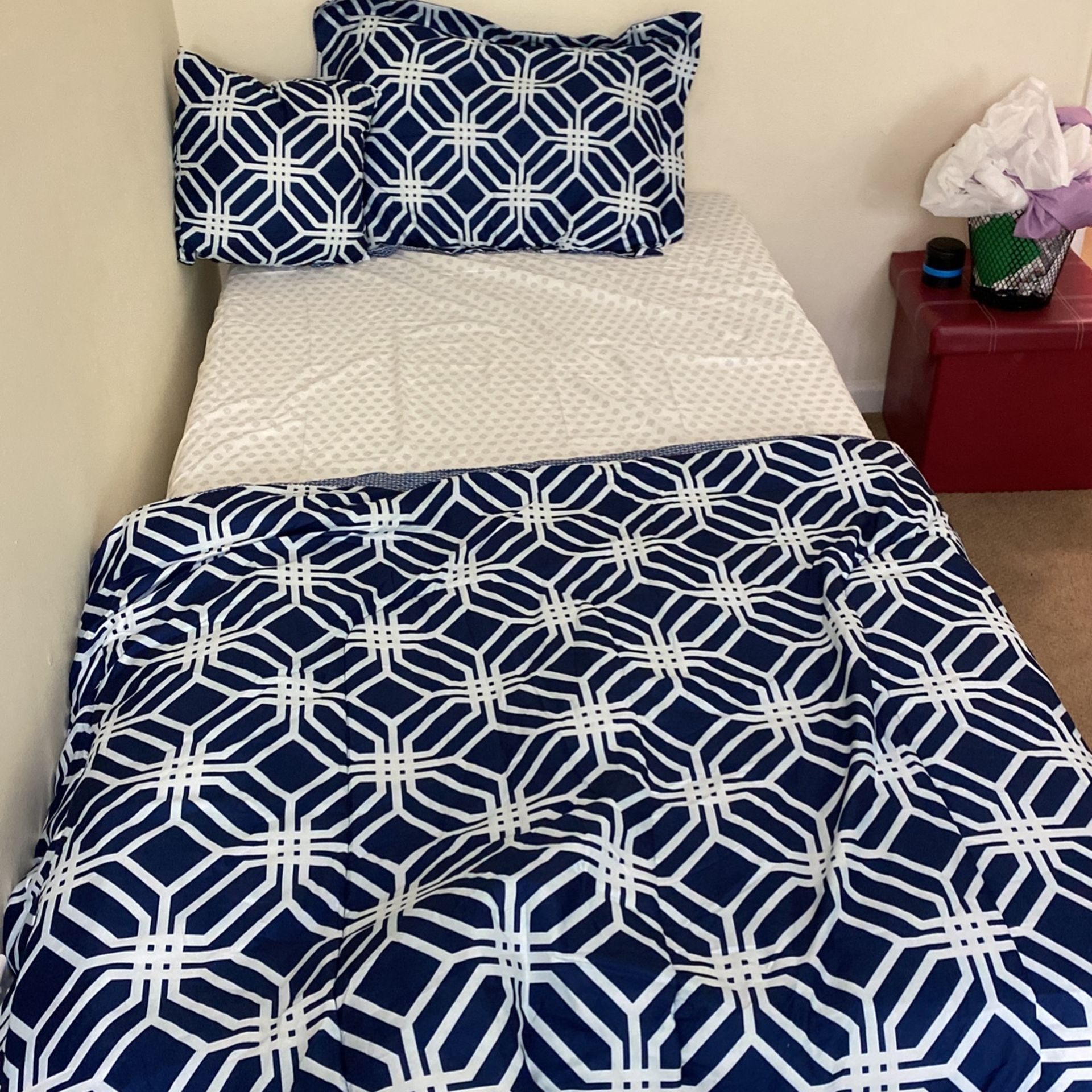 Twin memory foam mattress  for sale 