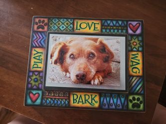 Best Dog Lover Gift Ever!  🎁  Magnts Hold Photo!  Made By a Well-Known Artist. NEW!