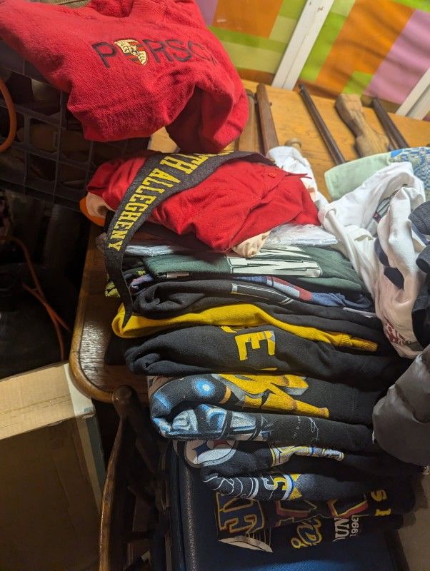 HUGE And I Mean HUGE Lot Of Vintage Clothing And Accessories