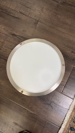 Round Flush Mount Ceiling Light Fixture