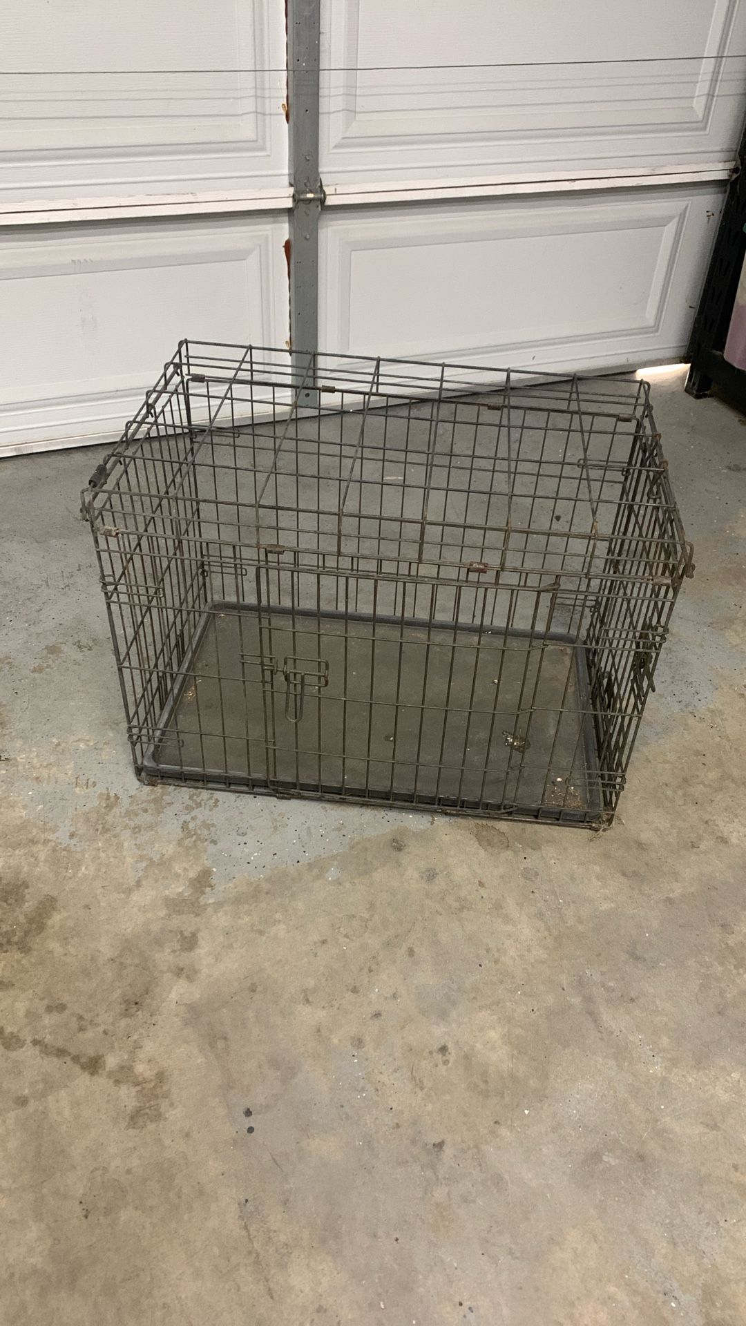 Medium Dog Crate 