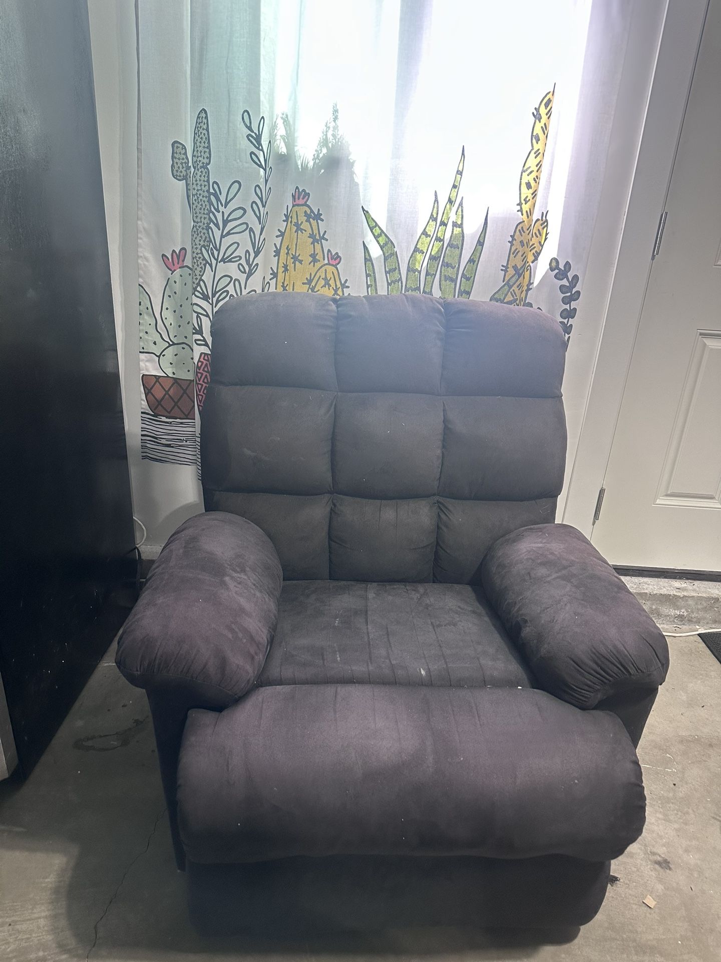 Charcoal Black - Reclining Chair