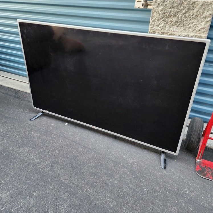 LG 60" Tv