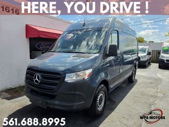 2019 Mercedes-Benz Sprinter 2500 Crew